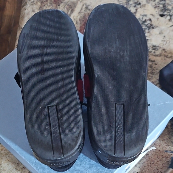 Prada Women's Black and Red Sneakers - Picture 16 of 16